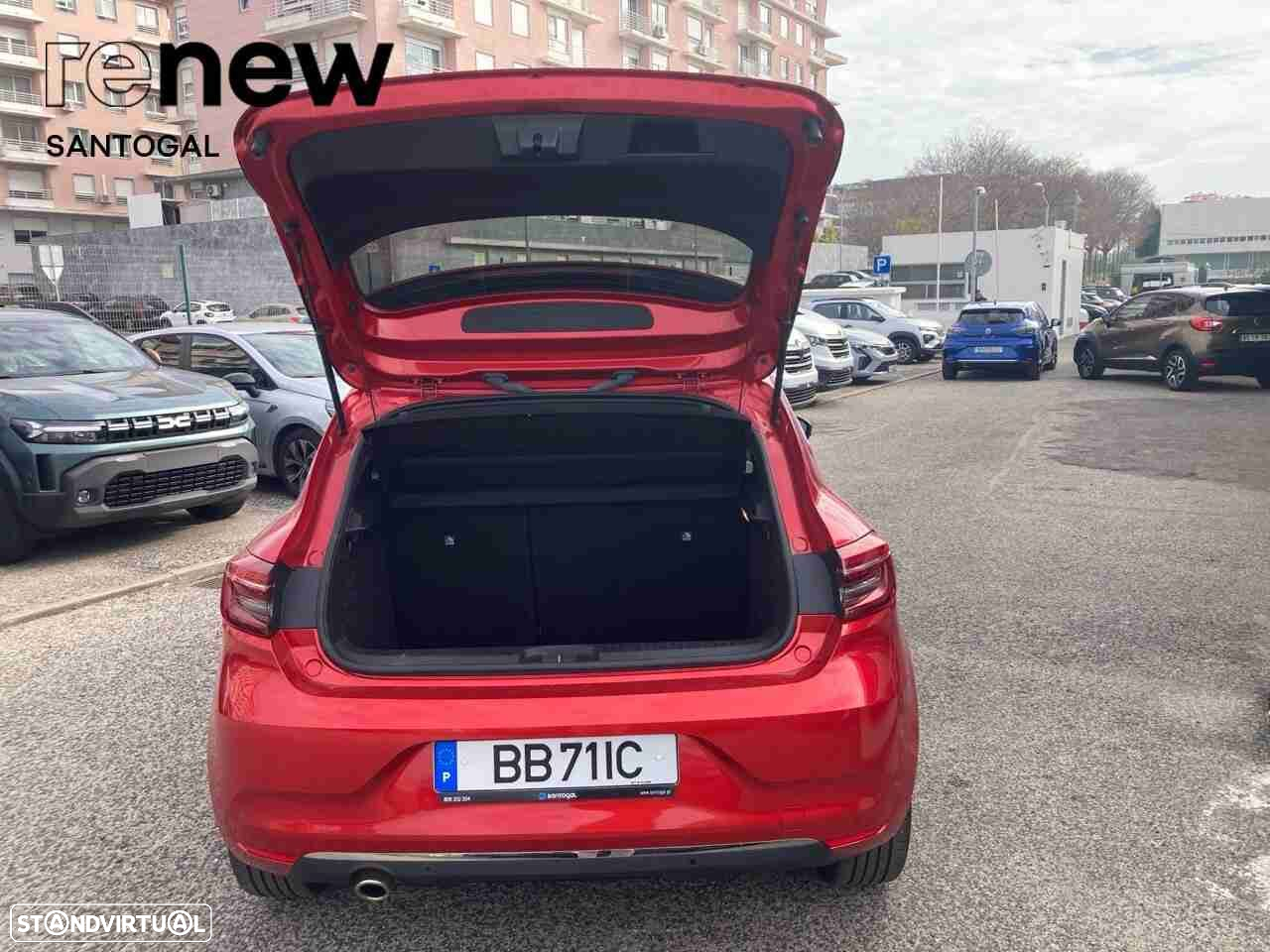 Renault Clio 1.0 TCe Techno - 9