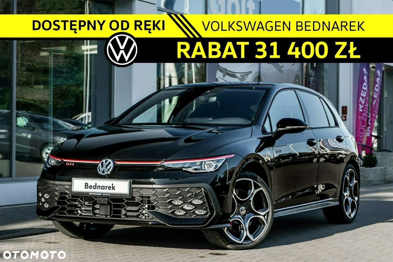 Volkswagen Golf - 1