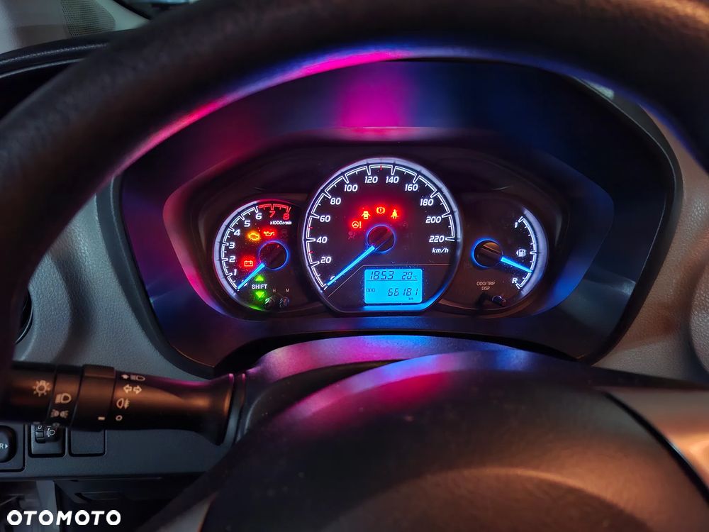 Toyota Yaris 1.5 Active - 4