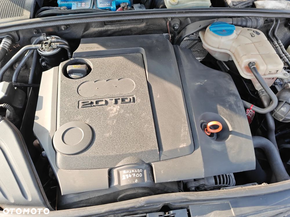 Audi A4 Limousine 2.0 TDI DPF - 19