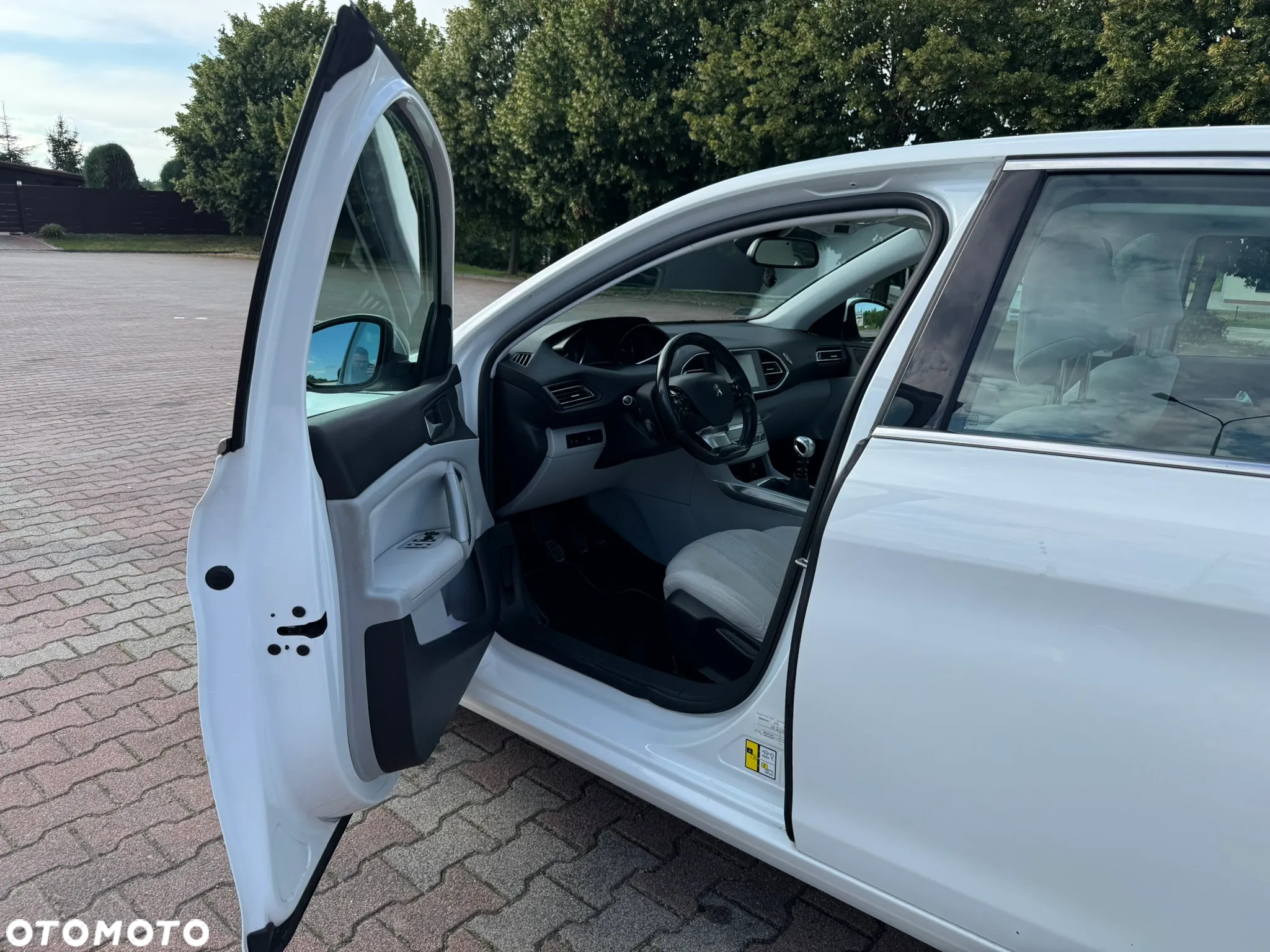 Peugeot 308 - 14
