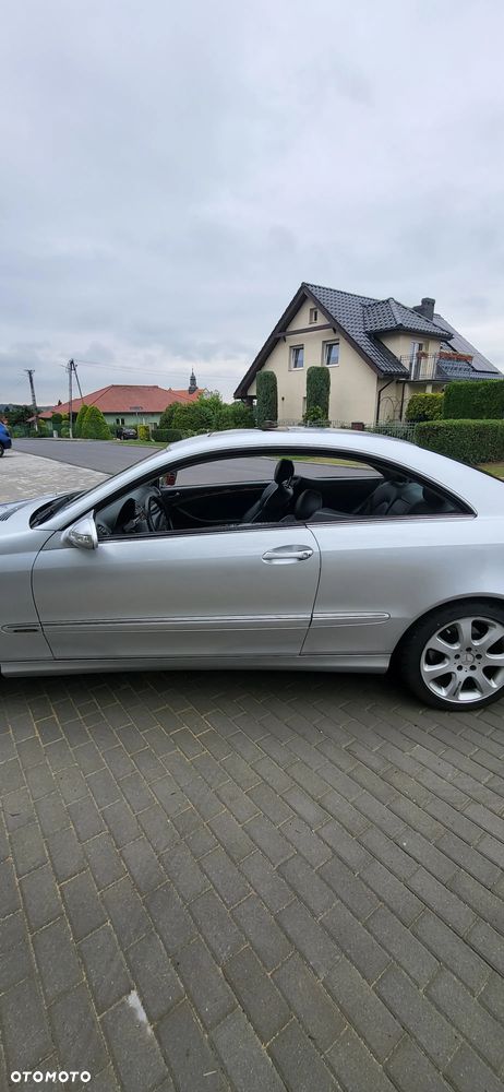 Mercedes-Benz CLK - 6
