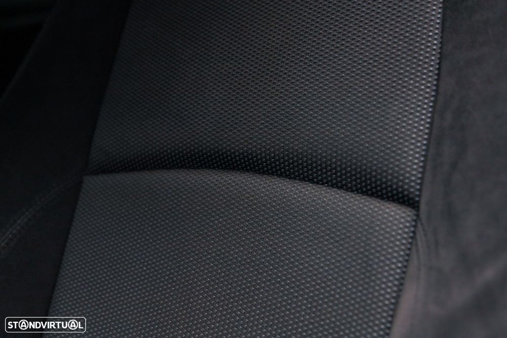 BMW 320 d Coupe Edição M - 20