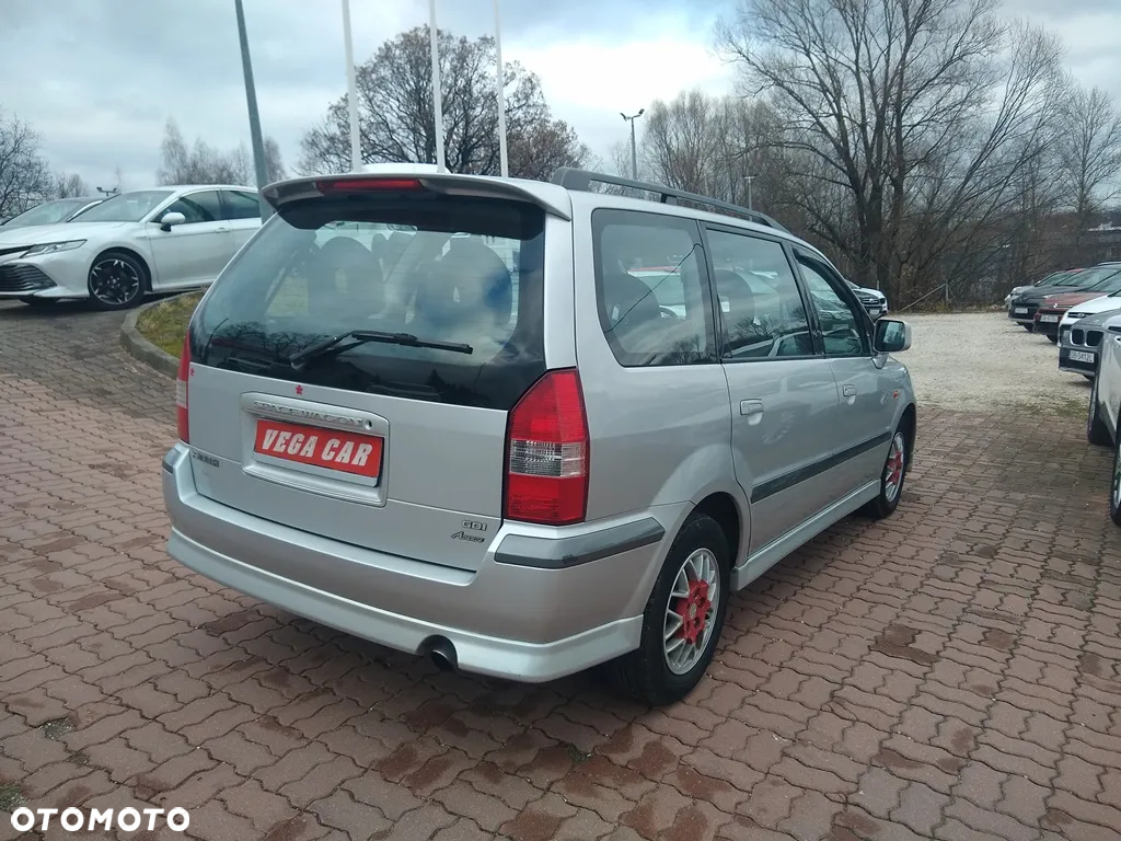 Mitsubishi Space Wagon 2.4 GDI Family - 26