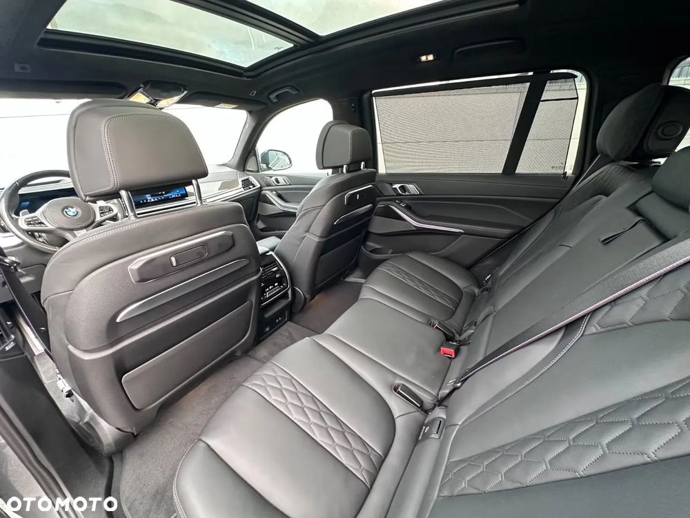 BMW X7 xDrive40d mHEV M Sport sport - 9