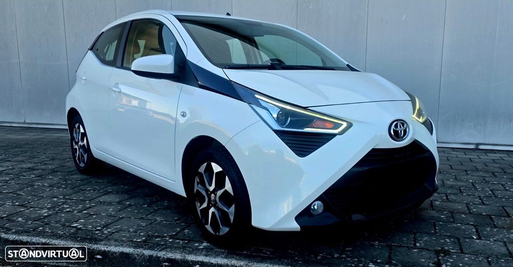 Toyota Aygo 1.0 X-Play+X-Touch - 2