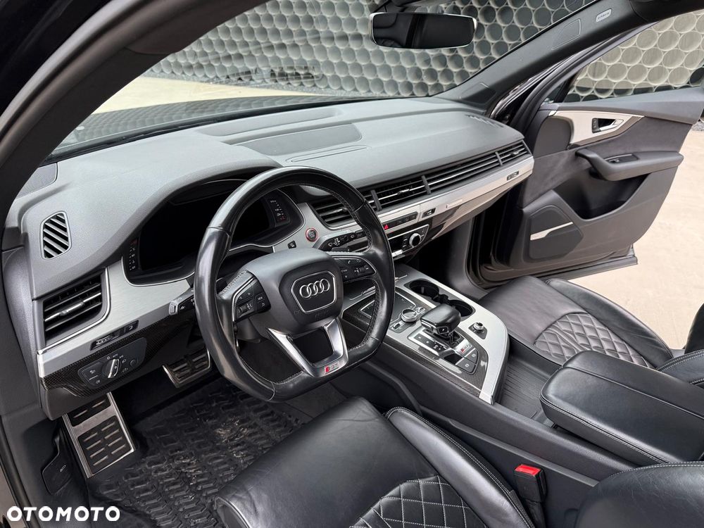 Audi SQ7 - 20