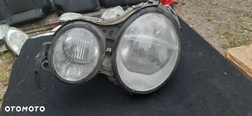 Mercedes W210 Reflektor Lampa Przód Xenon Ksenon  144869 Ładna - 1