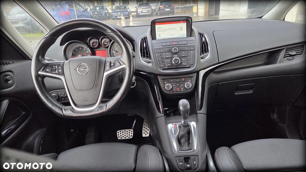 Opel Zafira Sport - 17