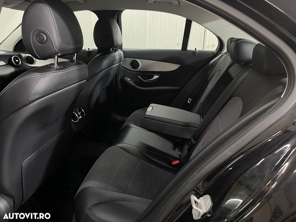Mercedes-Benz C 180 (BlueEFFICIENCY) Avantgarde - 12