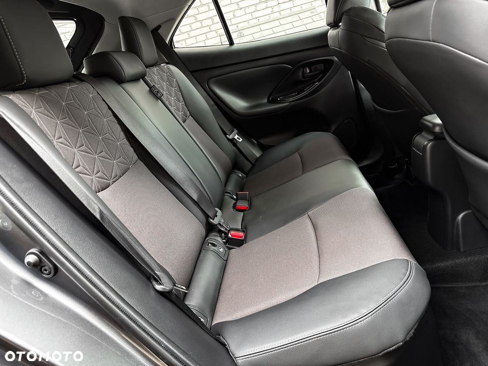 Toyota Yaris Cross Hybrid 1.5 Executive - 35