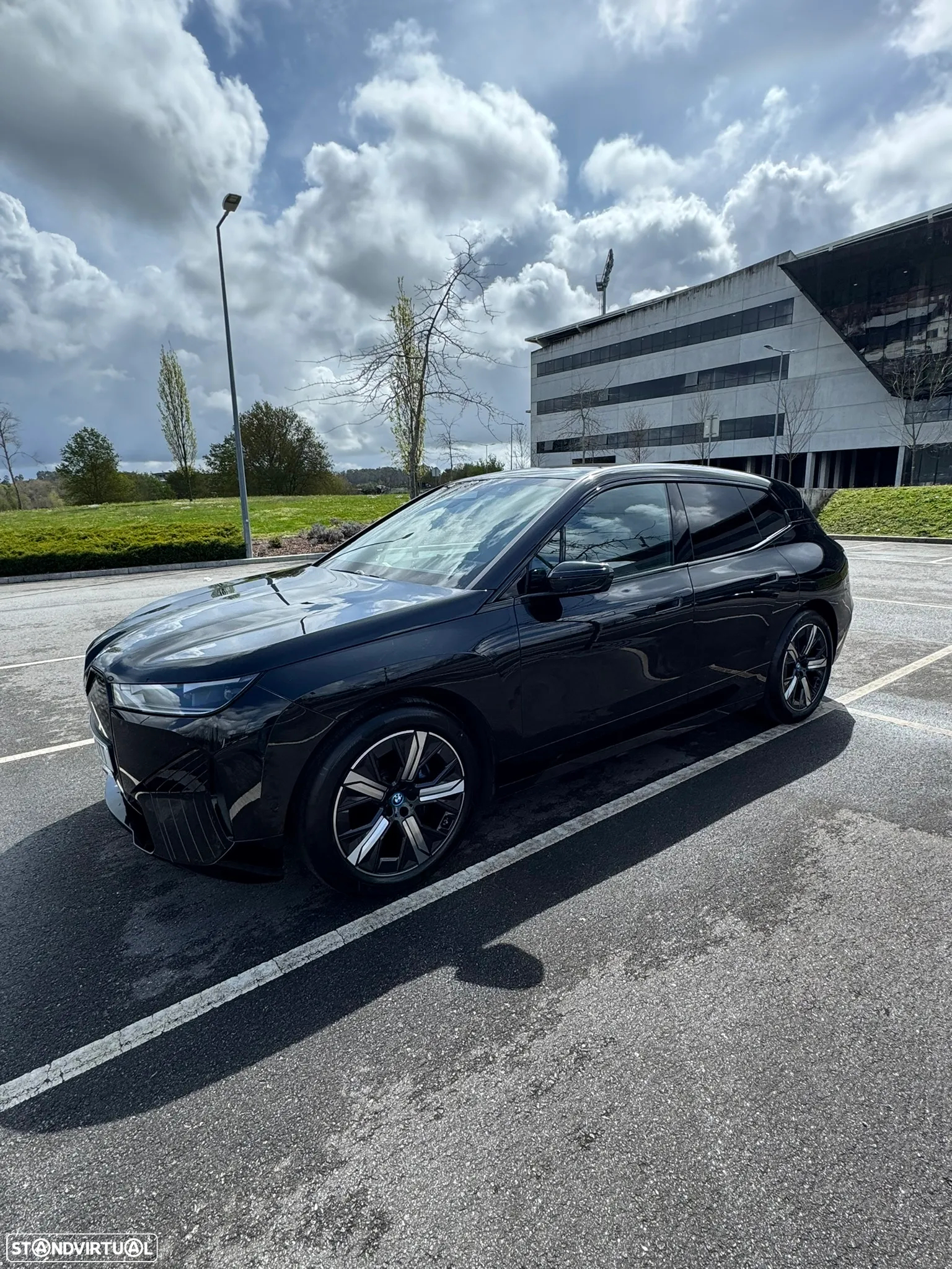 BMW iX xDrive 40 Pack Desportivo - 3