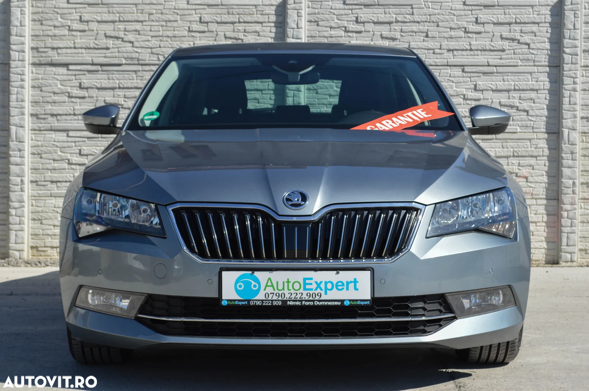 Skoda Superb 2.0 TDI DSG Ambition - 31