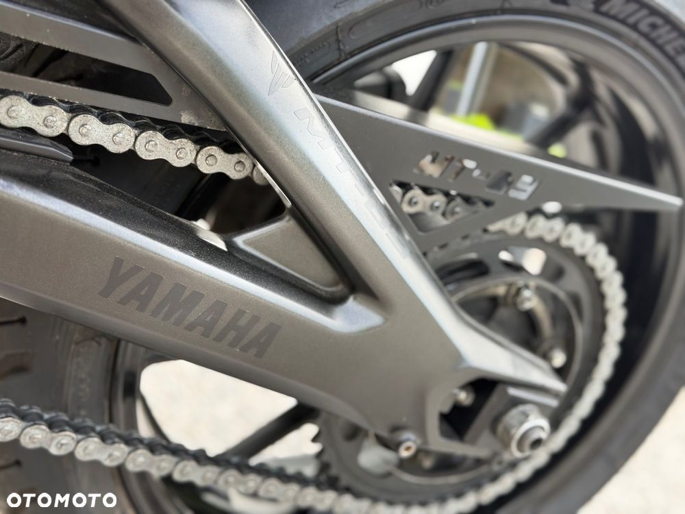 Yamaha MT - 15