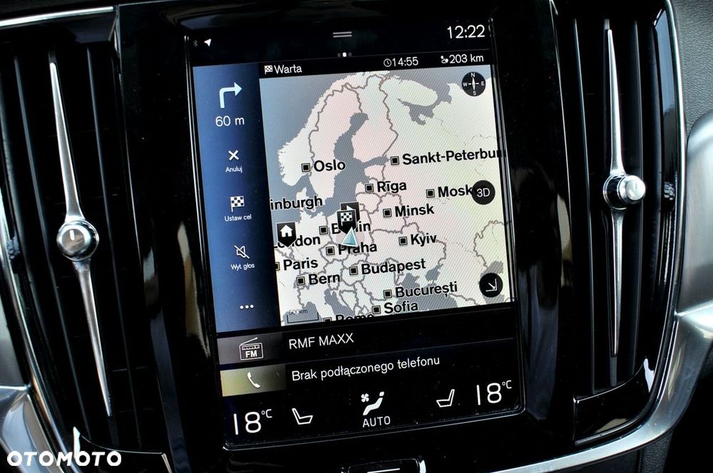Volvo V90 D3 Momentum Pro - 35