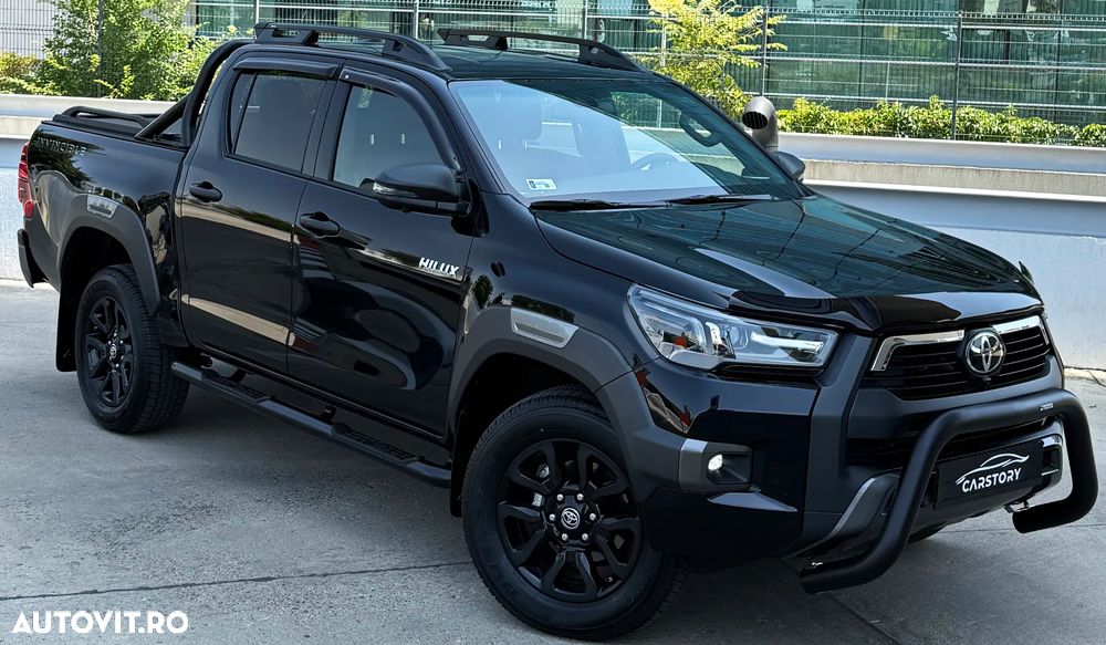 Toyota Hilux 2.8D 204CP 4x4 Double Cab AT MHEV Invincible - 2