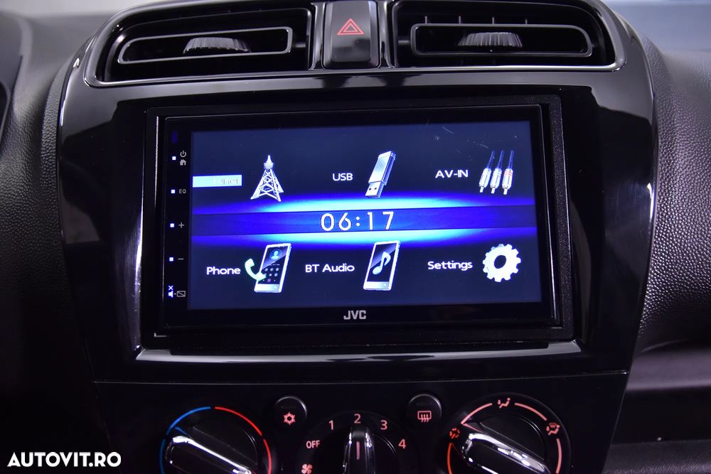 Mitsubishi Space Star - 18