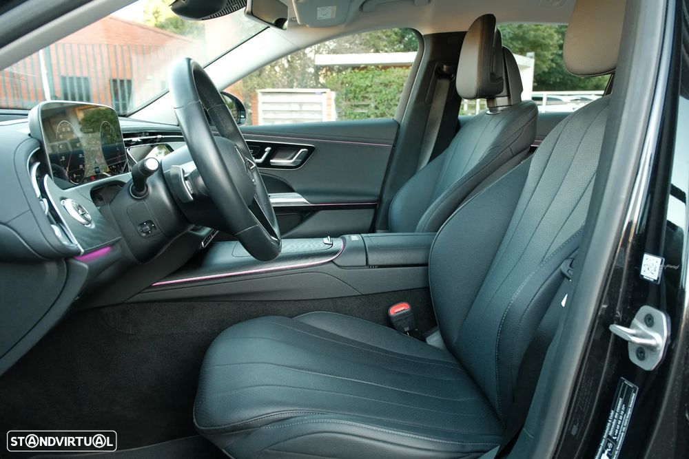 Mercedes-Benz E 300 e Station - 11
