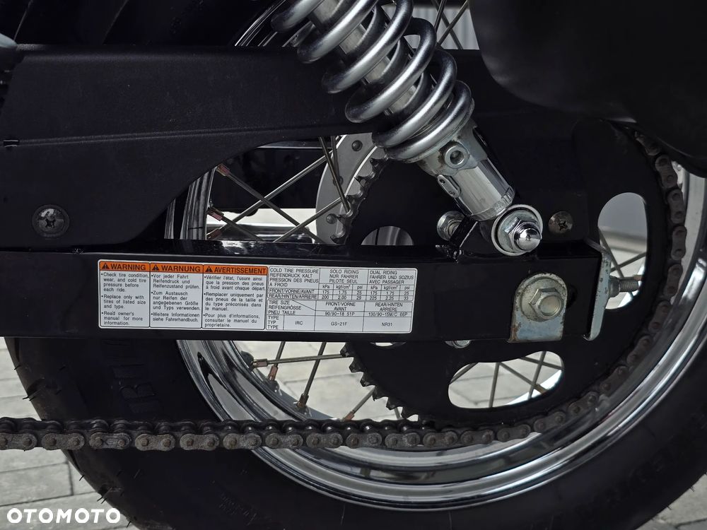 Suzuki Intruder - 29