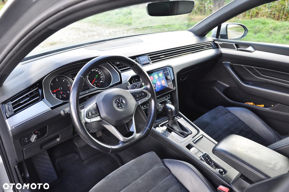 Volkswagen Passat 2.0 TDI EVO Elegance DSG - 16