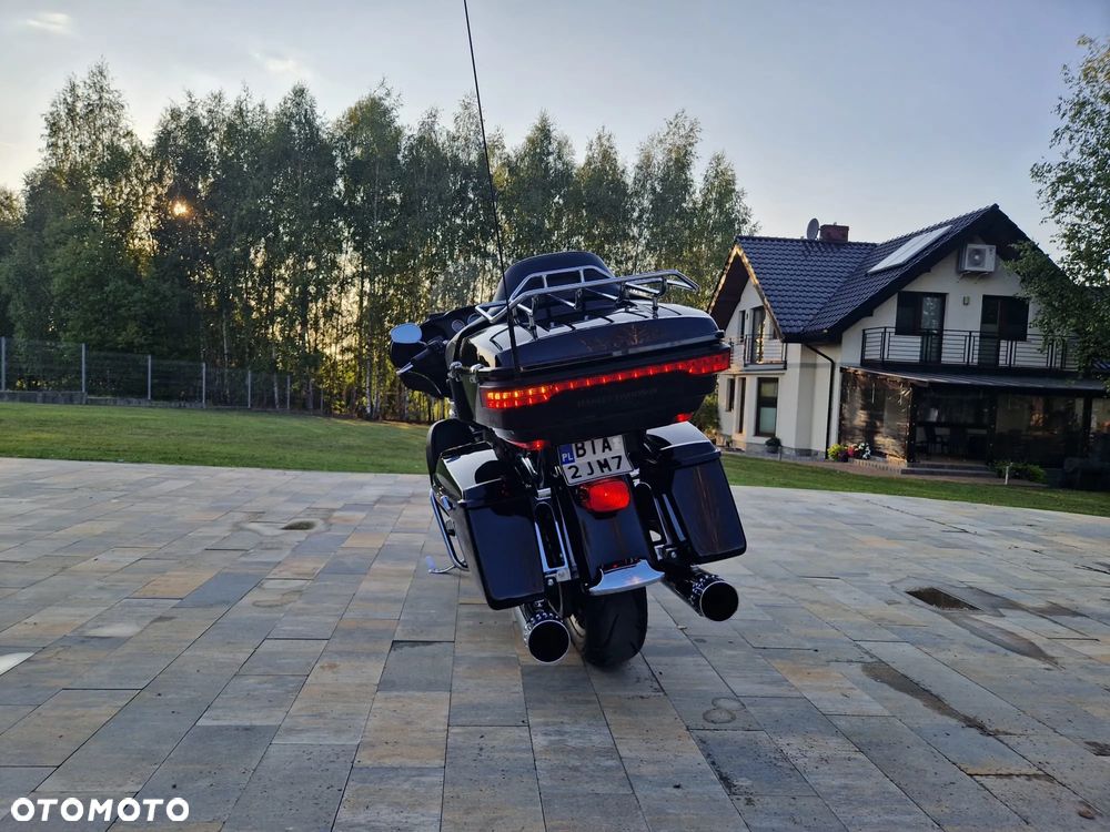 Harley-Davidson FLHTCU Ultra - 25