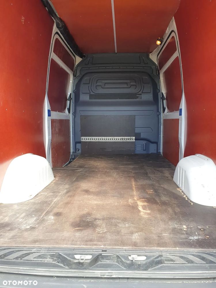 Mercedes-Benz Sprinter 319 - 11