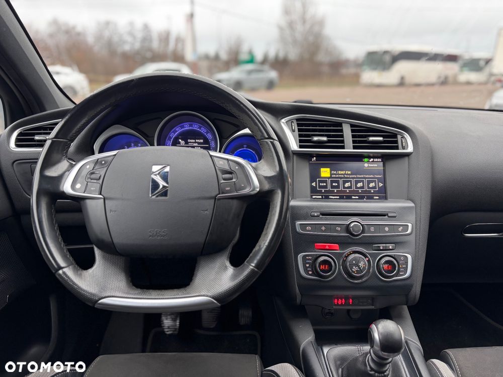 DS Automobiles DS 4 Crossback ver-bluehdi-120-eat6-stop-start-allure - 12