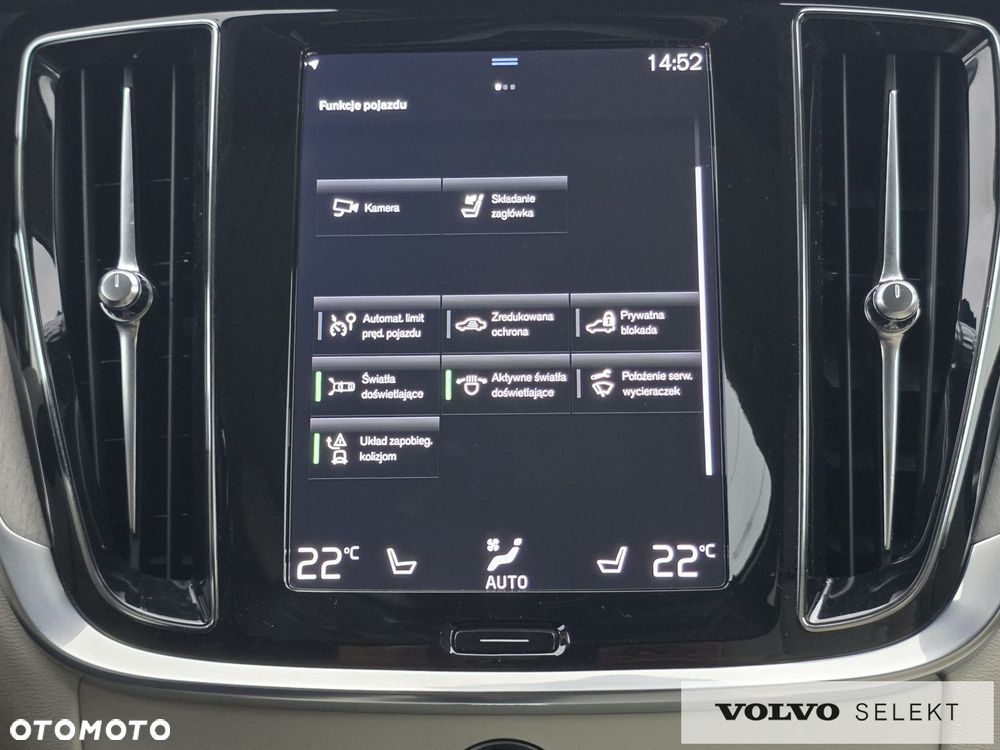 Volvo V60 Cross Country - 23