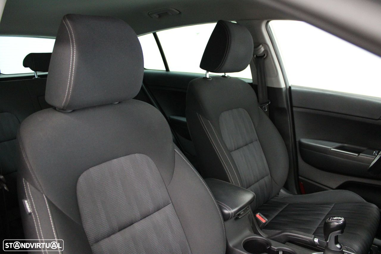 Kia Sportage - 16