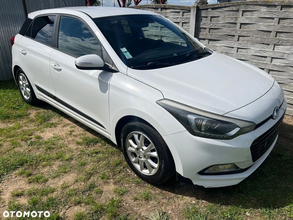 Hyundai i20 - 8