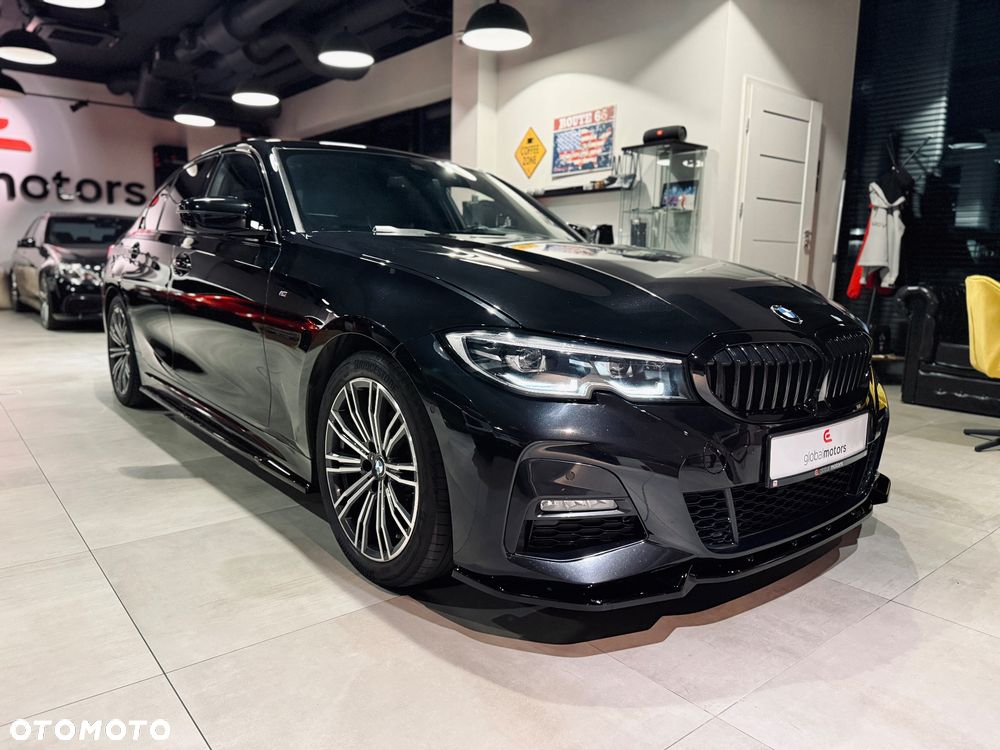 BMW Seria 3 320d xDrive mHEV M Sport sport - 4