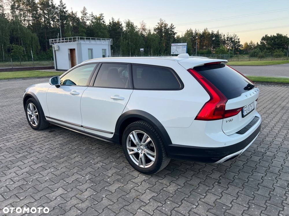 Volvo V90 - 10