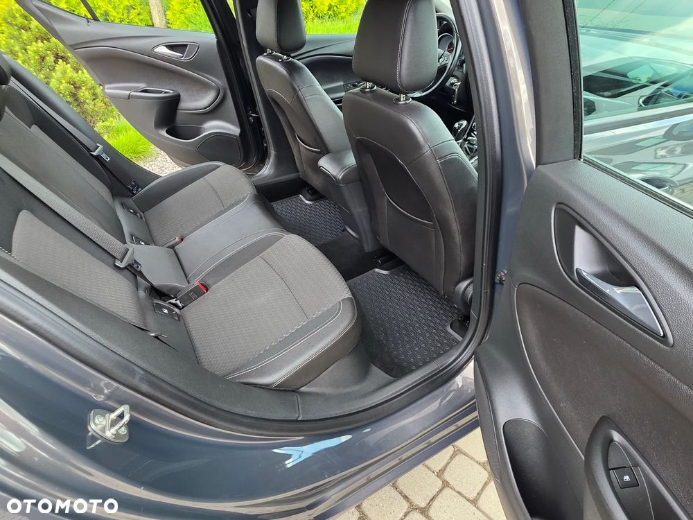 Opel Astra 1.4 Turbo Innovation - 18