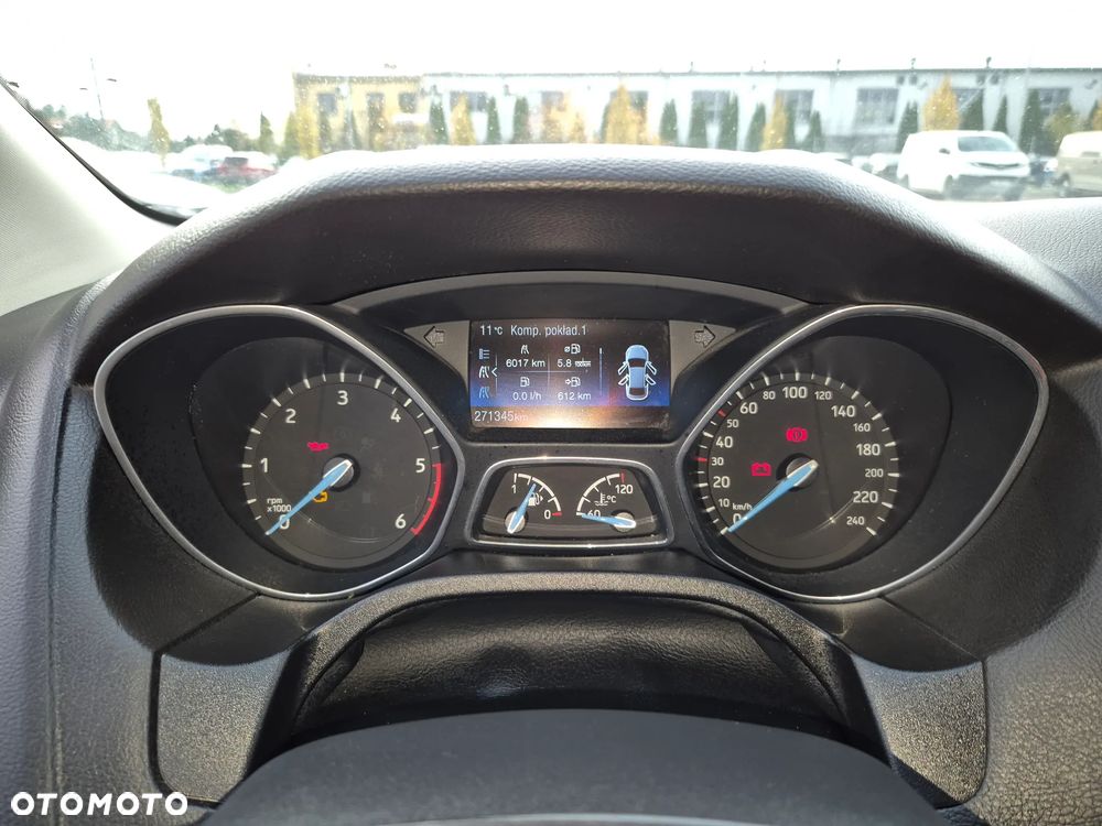 Ford Focus 1.5 TDCi SYNC Edition - 17