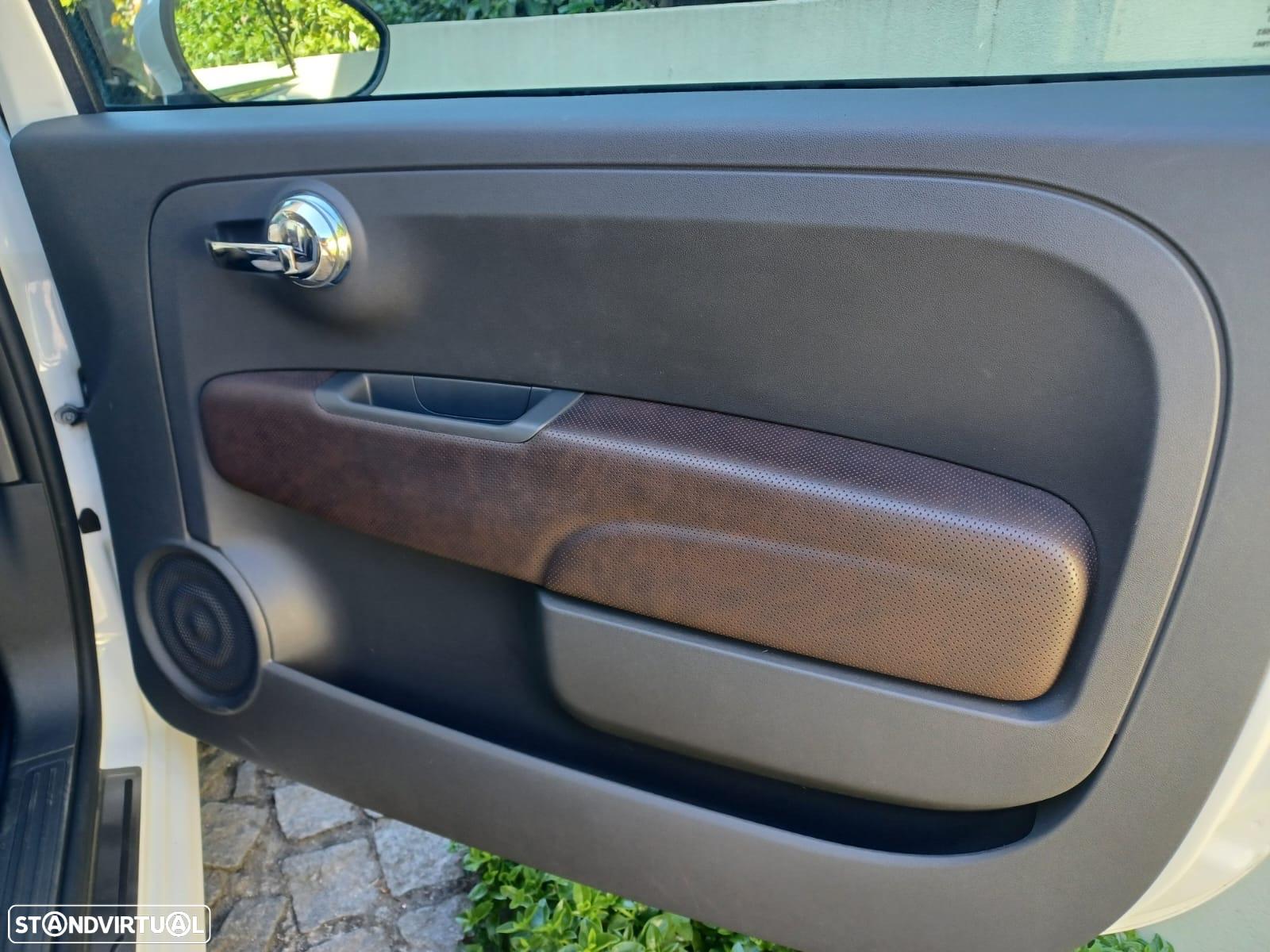 Fiat 500C 0.9 8V TwinAir Lounge S&S - 11