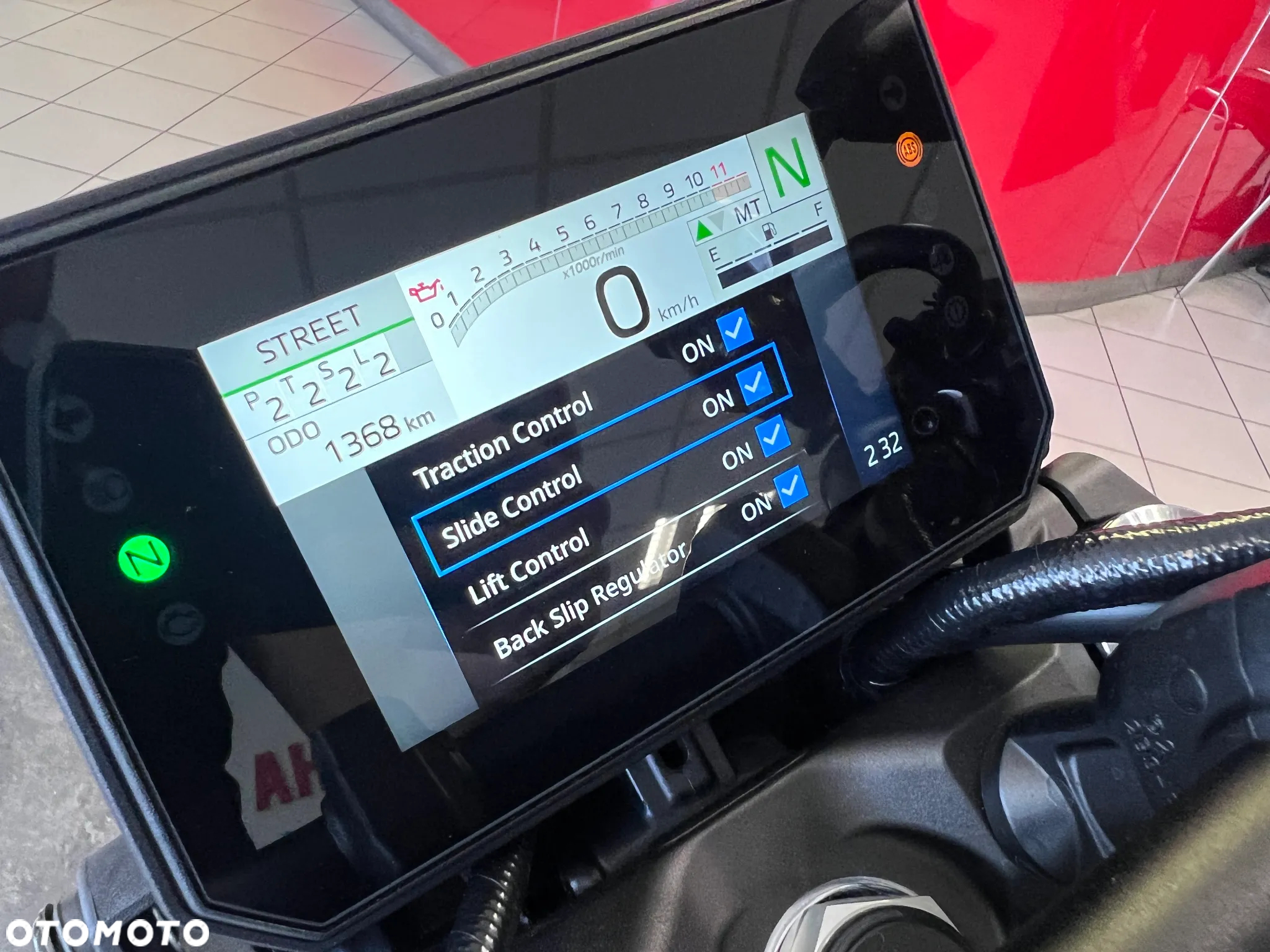 Yamaha MT - 20