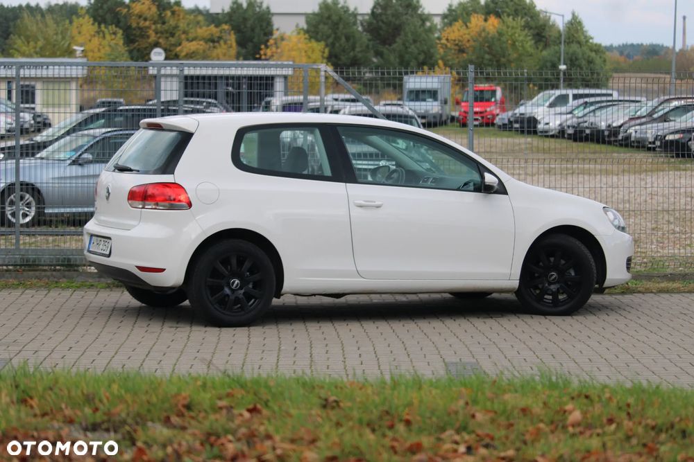 Volkswagen Golf - 9