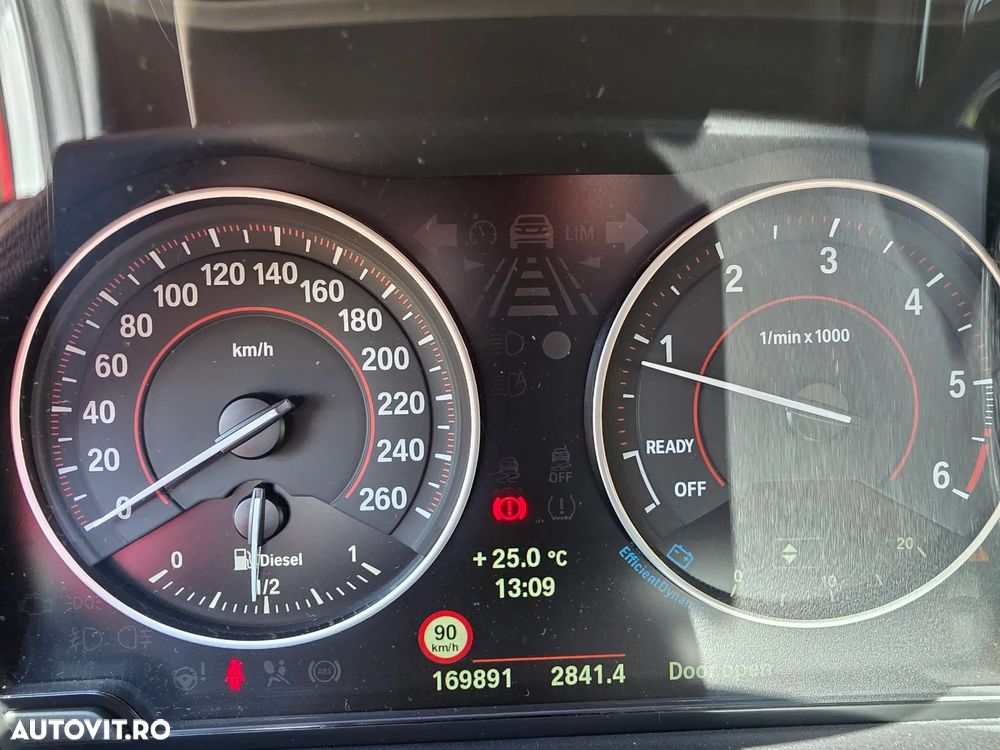 BMW Seria 1 116d - 32