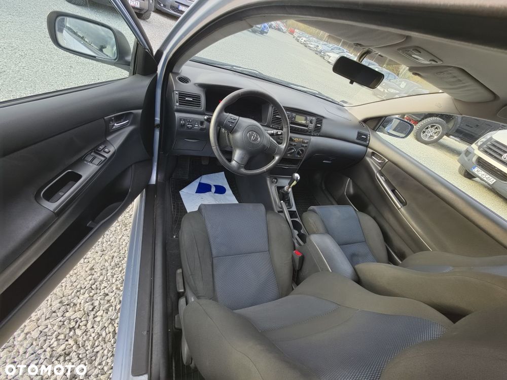 Toyota Corolla - 6