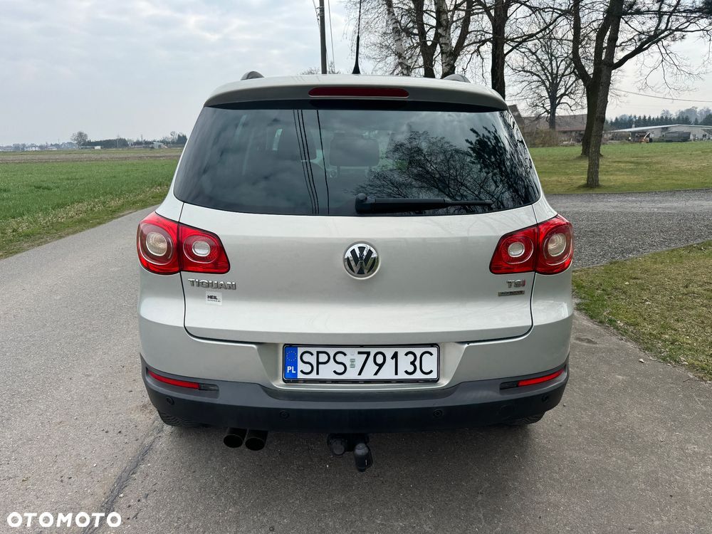 Volkswagen Tiguan 1.4 TSI BlueMotion Technology Exclusive - 6