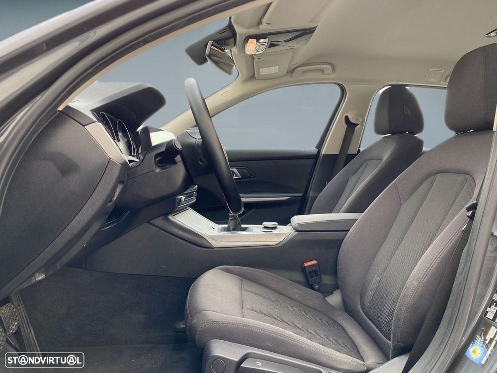 BMW 318 d Touring Advantage - 3