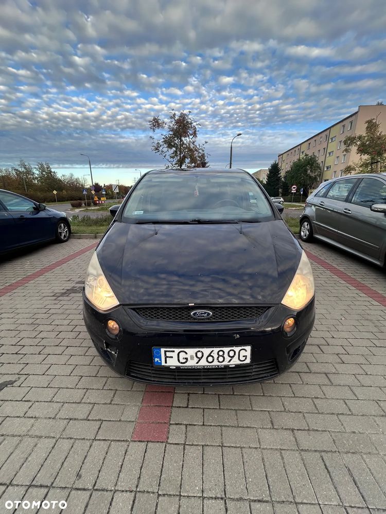Ford S-Max - 9