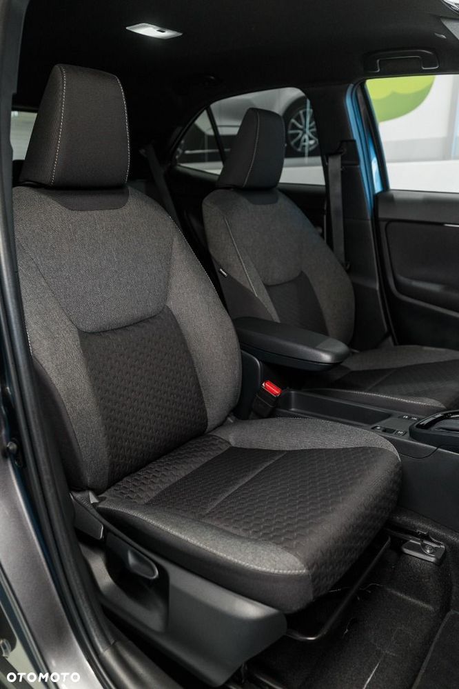 Toyota Yaris Cross - 19