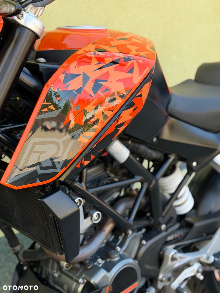 KTM Duke 125 - 29
