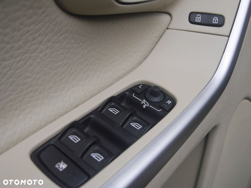 Volvo XC 60 - 15