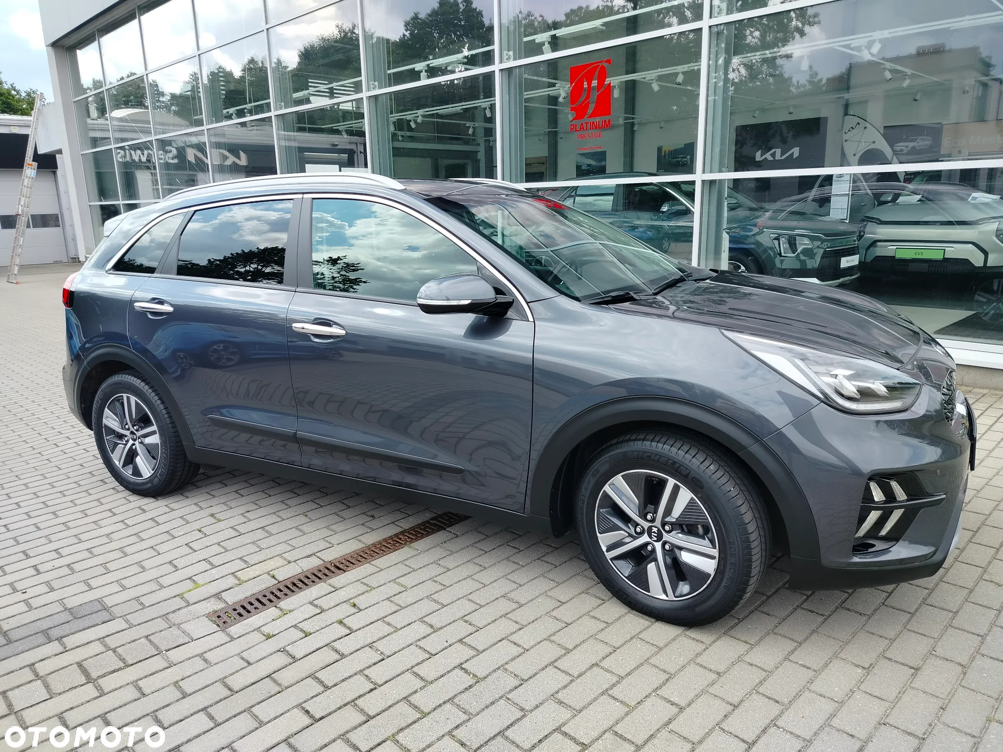Kia Niro 1.6 GDI Hybrid L Business Line - 5