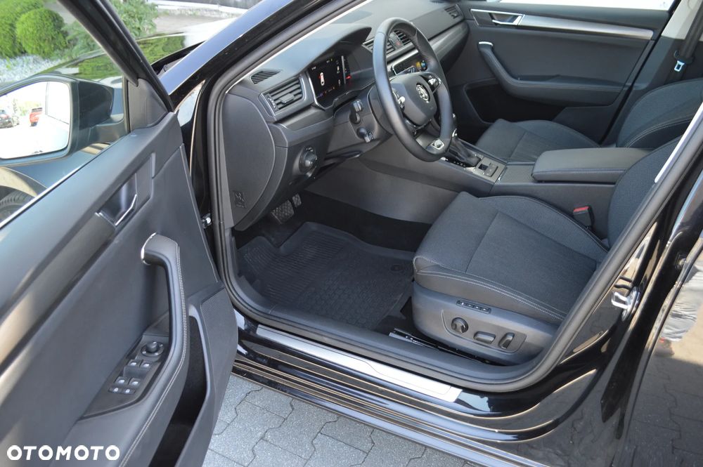 Skoda Superb 2.0 TDI SCR 4x4 Style DSG - 9