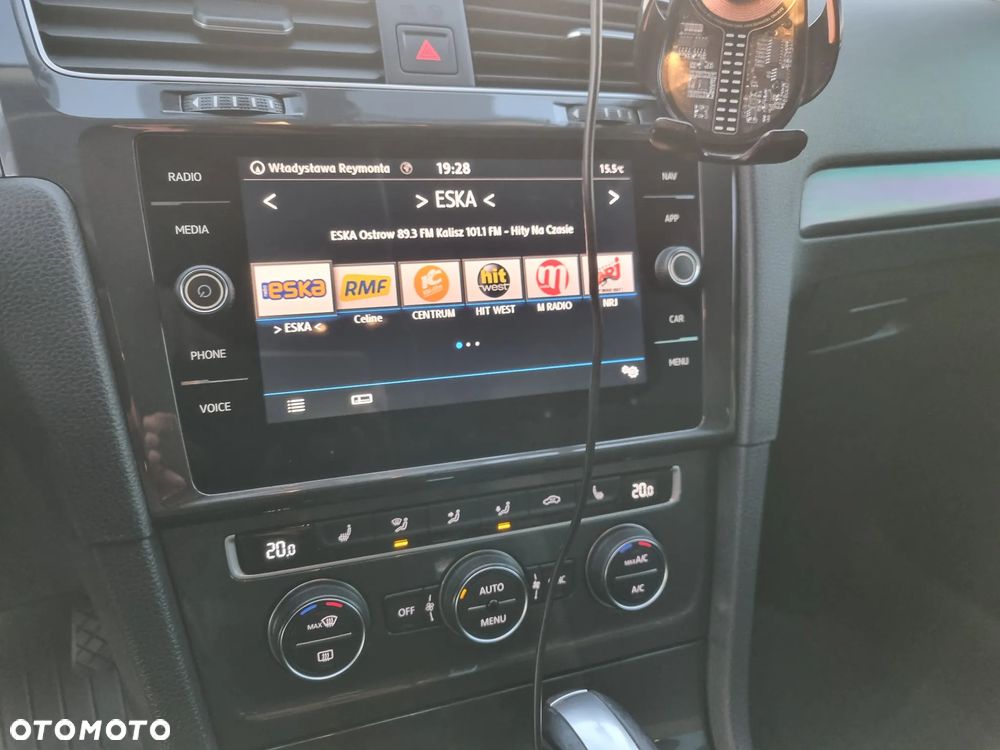 Volkswagen Golf 2.0 TDI SCR DSG R-Line - 13