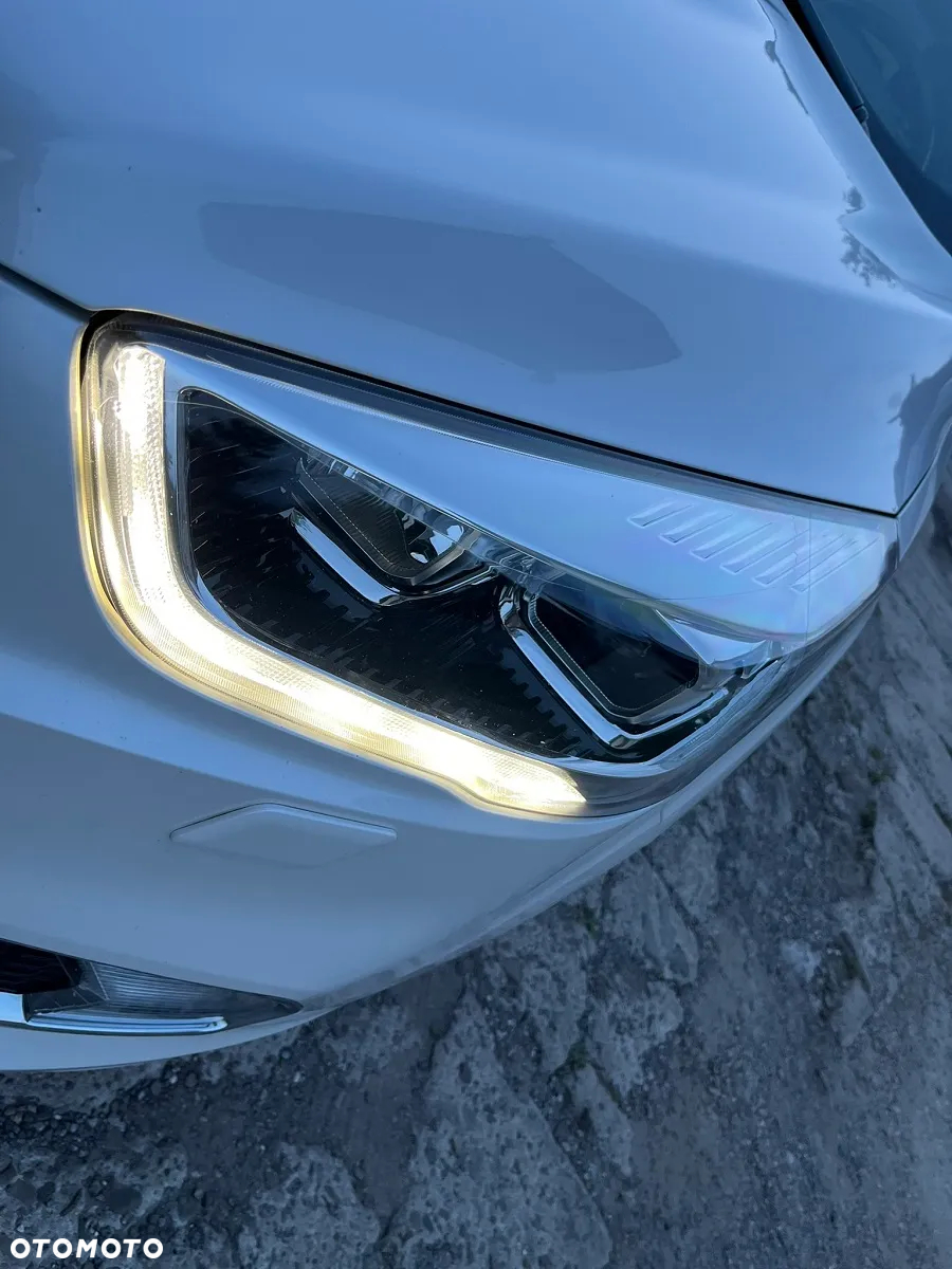 Ford Kuga 2.0 TDCi 4x4 Vignale - 40