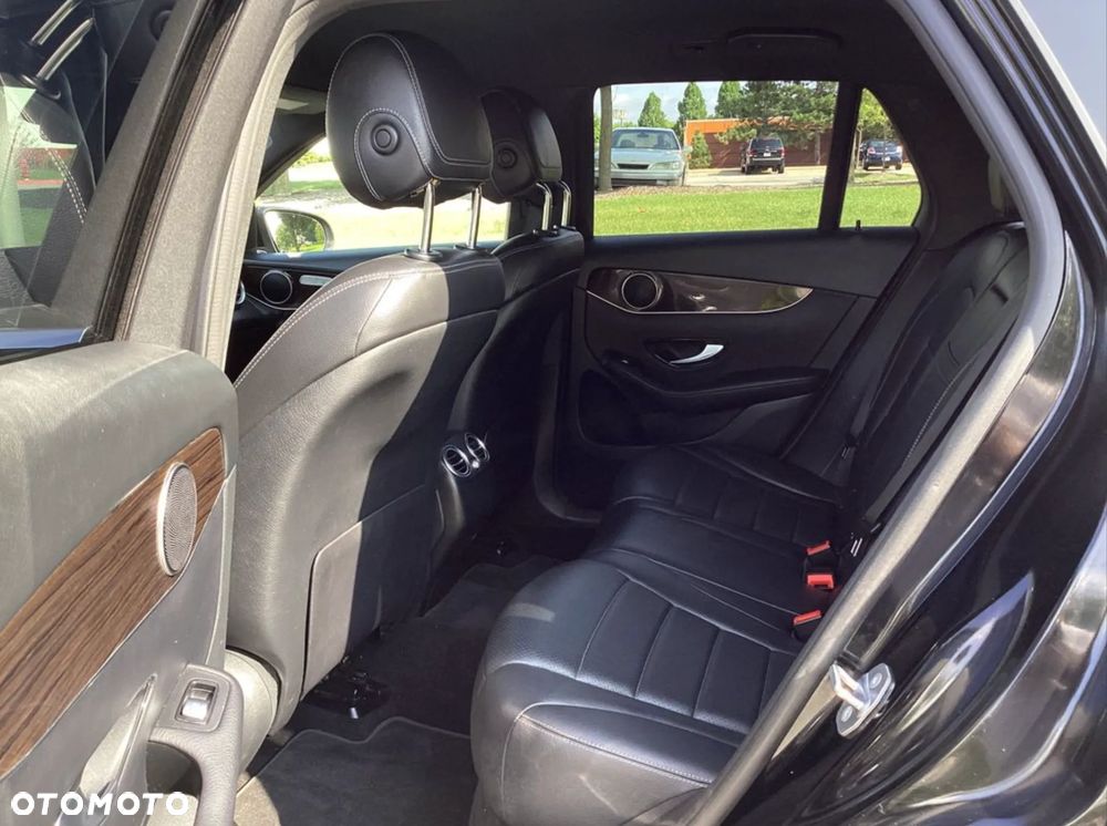 Mercedes-Benz GLC 300 4-Matic - 14